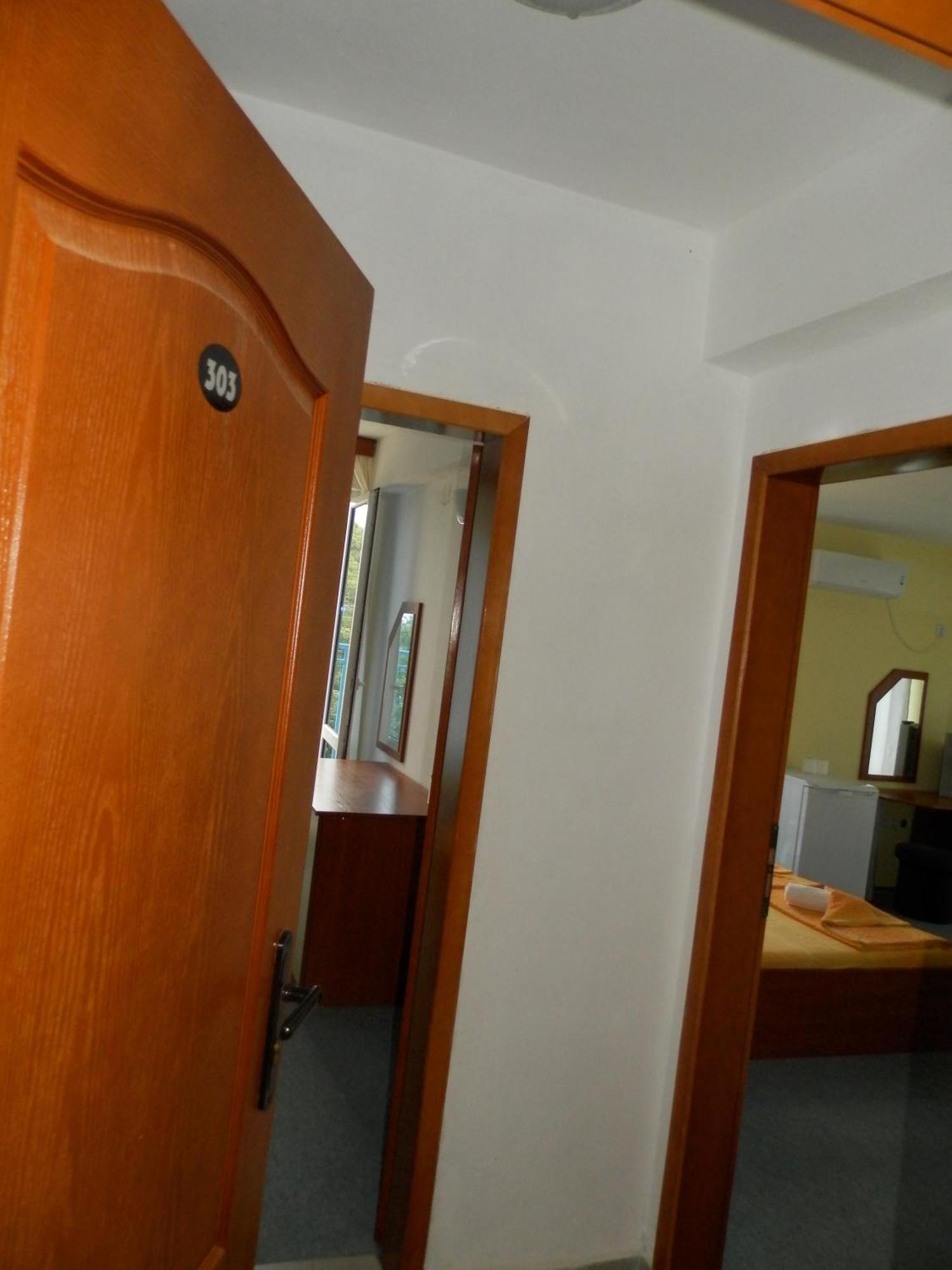 Hotel North Primorsko Exterior photo